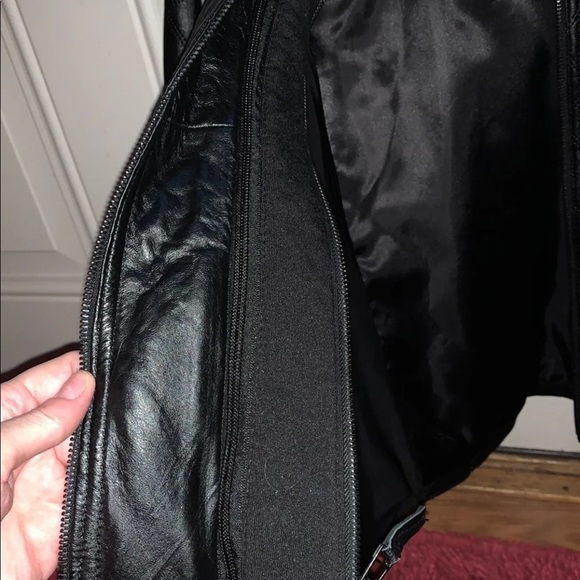 New leather jacket - Picture 4 of 7